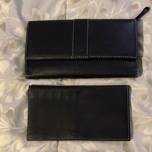 GUC Coach Vintage Black Leather Checkbook Wallet